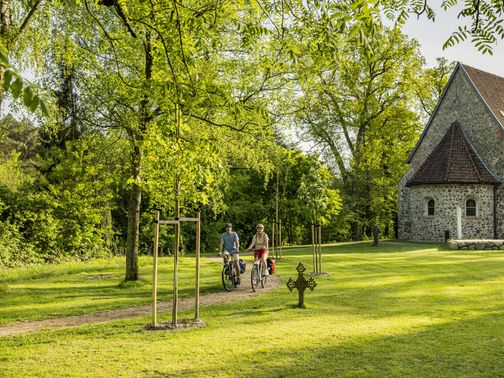 Hesslingen St.-Viti-Kirche_Moenchsweg